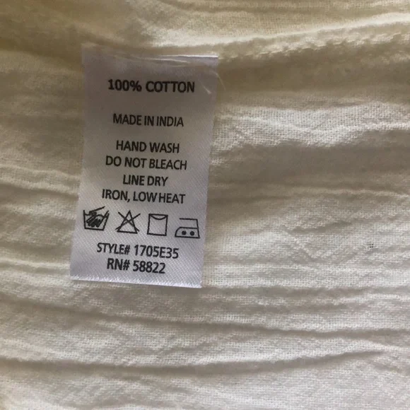 Max Studio Embroided Blouse - Picture 4 of 5